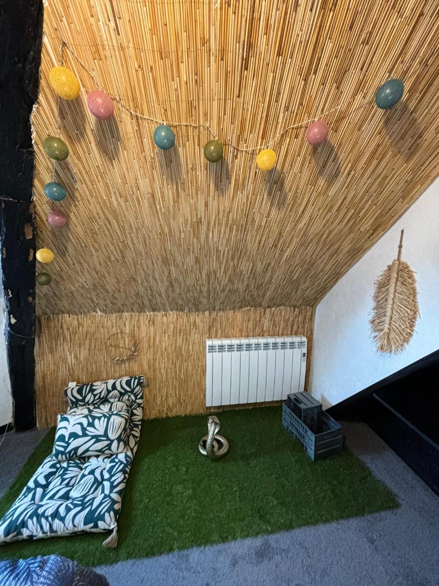 Jungle Cosy Apartment Louviers Exterior photo